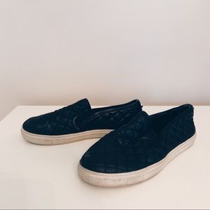 Steve Madden Black Slip-on Sneaker Size 8.5